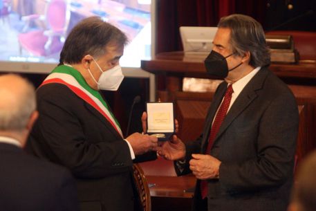 Palermo, cittadinanza onoraria a Riccardo Muti: “Orgoglioso di essere palermitano”