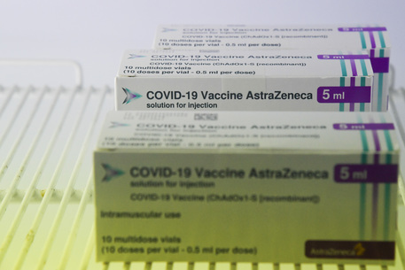 Vaccini: Sicilia sospende AstraZeneca sotto 60 anni