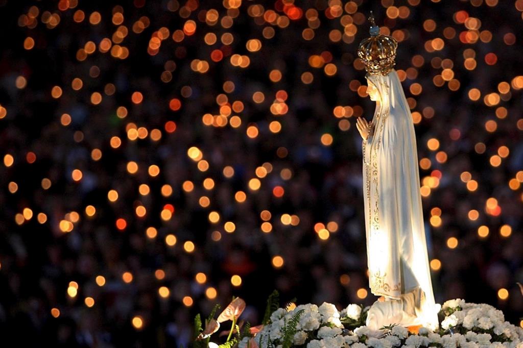 Il Rosario del 13 maggio. Il mondo prega a Fatima