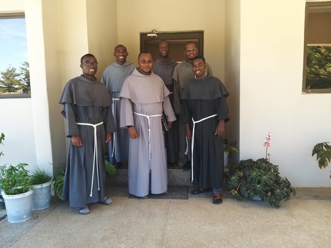 Frati Minori Conventuali, visita fraterna al noviziato e postulato dello Zambia