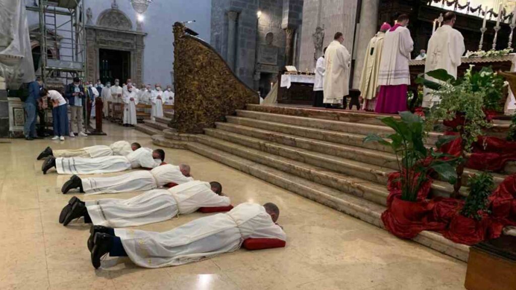 Diocesi di Catania. Mons. Gristina ha ordinato cinque nuovi diaconi
