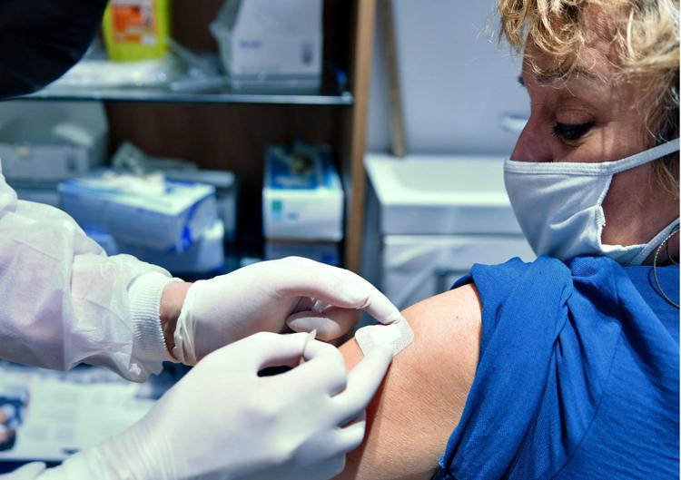 Covid: Gimbe, in Sicilia completata vaccinazione al 21,8%