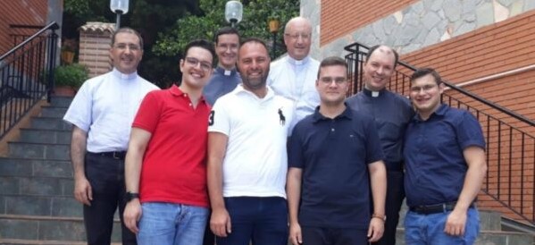 Diocesi Patti, Mons. Giombanco accoglie quattro giovani in seminario