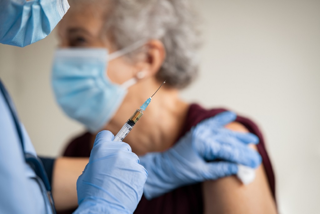 Vaccini: Costa,obiettivo somministrare 12.500 dosi al giorno
