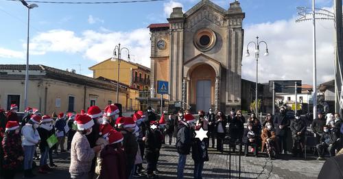Diocesi di Acireale, il Natale nella scuola di Pennisi, colpita dal terremoto del 2018