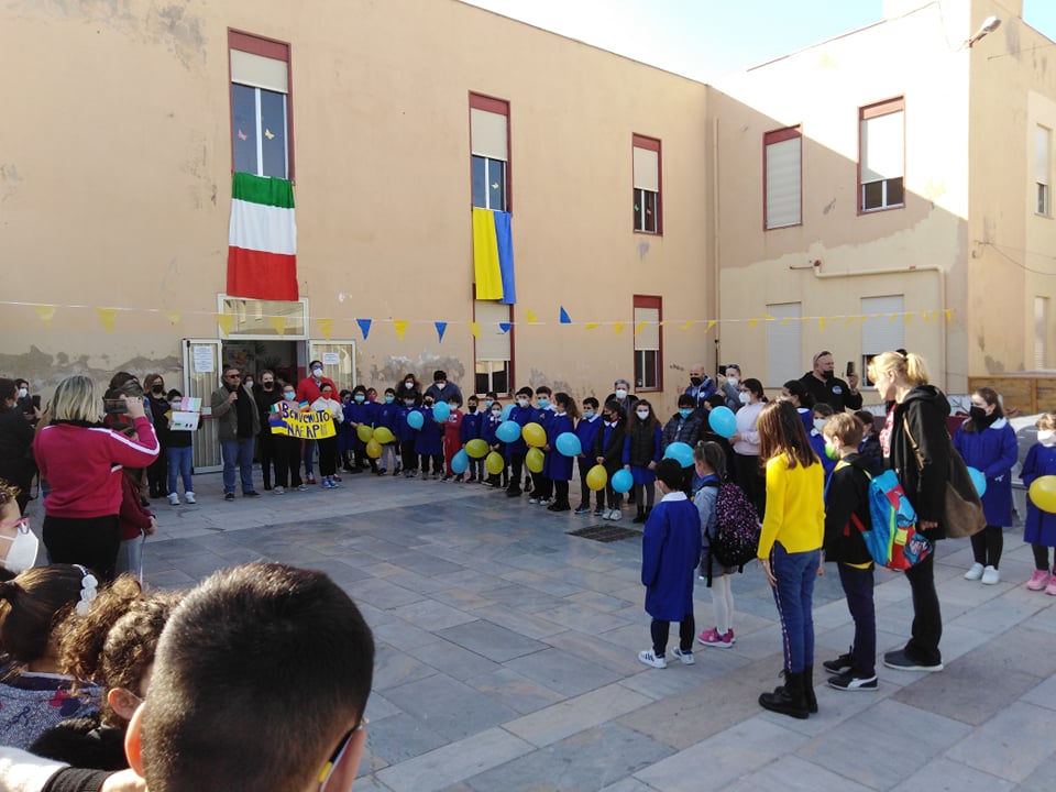 Lampedusa accoglie bambini ucraini. Martello: “Siamo un popolo abituati all’accoglienza”
