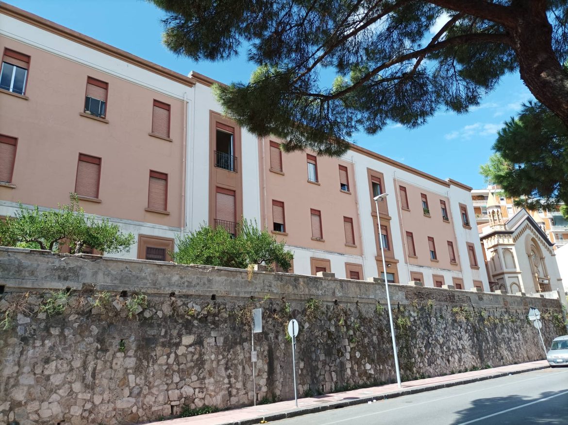 Messina, surriscaldamento computer Biblioteca Santuario Madonna di Lourdes: intervento Polizia e Vigili del fuoco