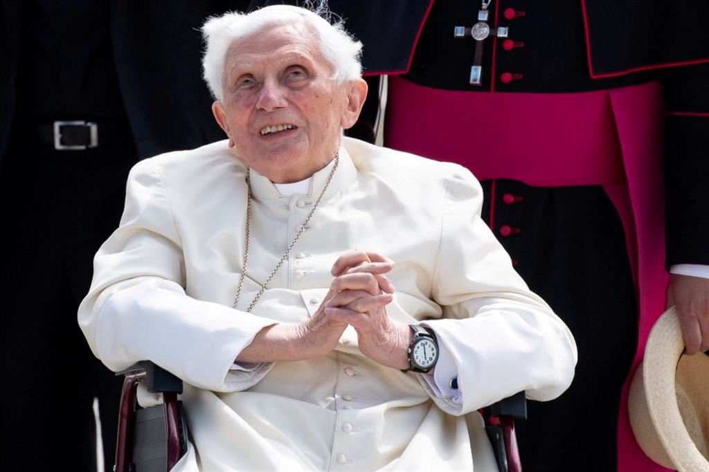 Benedetto XVI, il cordoglio dei Vescovi di Sicilia: video messaggio